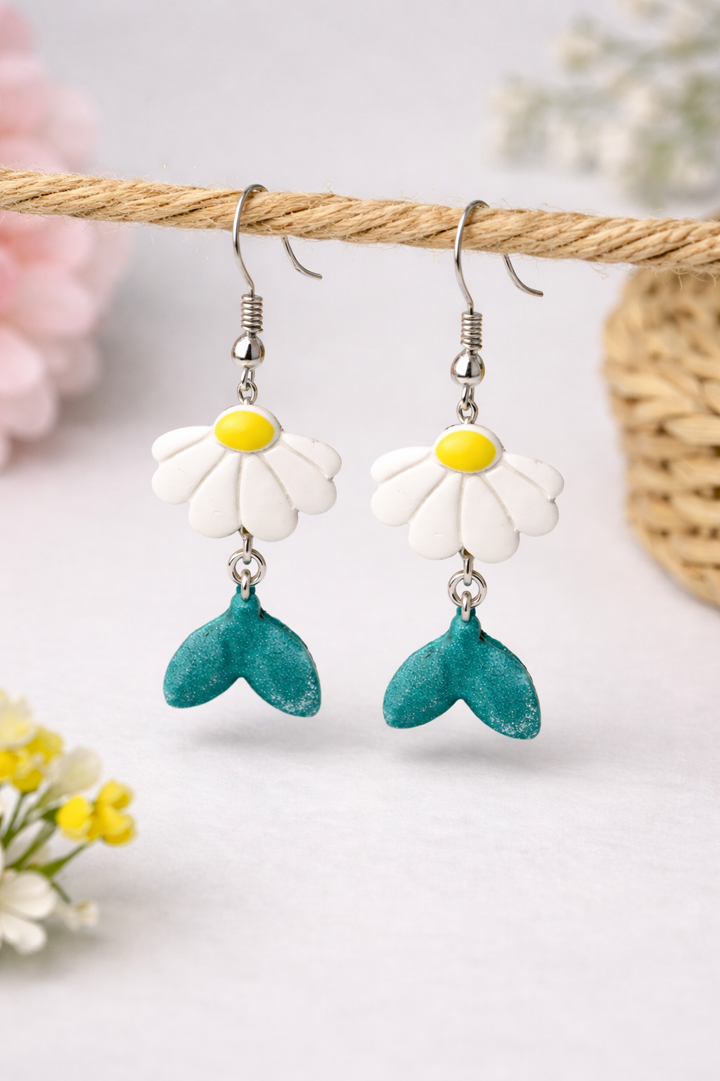 White Daisy Earring | Spring Special | Polymer Clay Earring