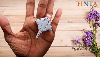 Gentle Giant Mantis Ray Keychain | Cute Bag Charm | Under The Sea Series