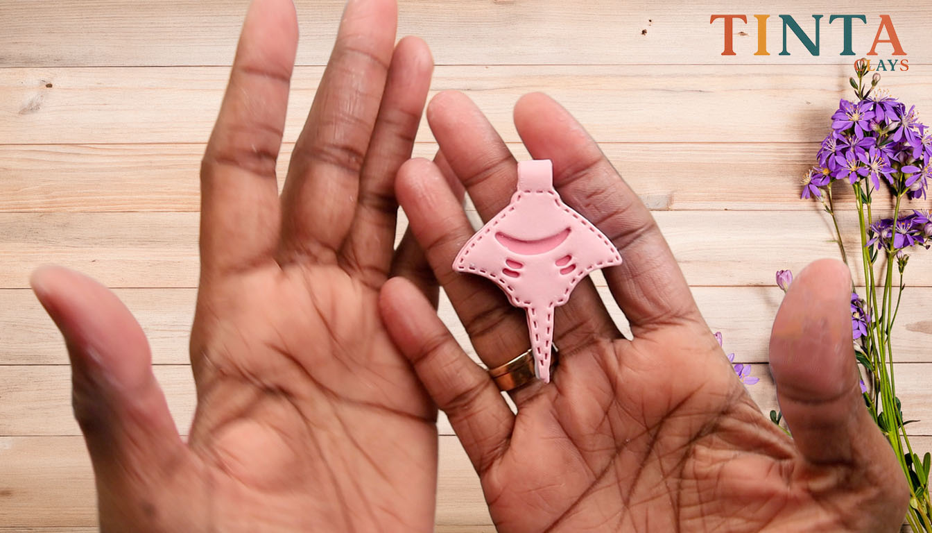 Gentle Giant Mantis Ray Keychain | Cute Bag Charm | Under The Sea Series