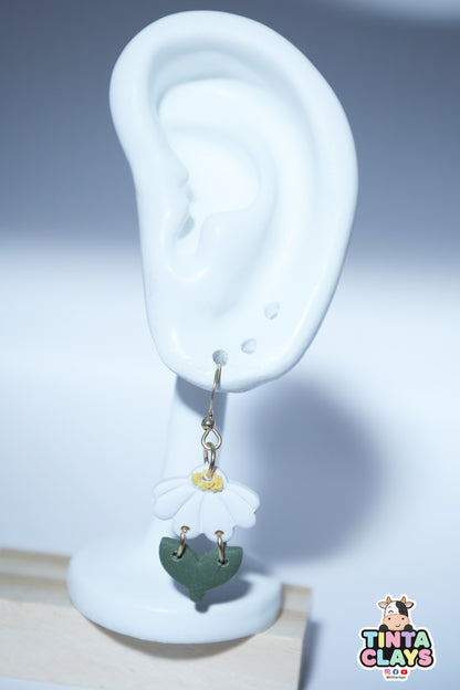 White Daisy Earring  | Spring Special | Polymer Clay Earring